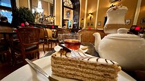 Budapest Urban Treats - Private Tour of Coffee Houses with Hungarian Desserts
