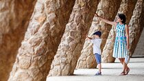 Private Guided Family Walking Tour in Barcelona