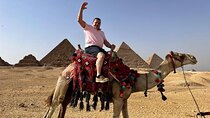 Private Tour to Pyramids of Giza, Sakkara and Memphis with Lunch