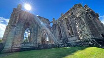 Stone & Story: Rosslyn Chapel & Melrose Abbey Private Day Trip