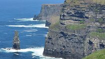 Cliffs of Moher & Bunratty Castle en-route to Galway 