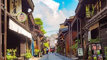 Shirakawago and Takayama Licensed Guide and Vehicle from Kanazawa