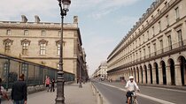Paris by Vintage Car Day and Night Private Tour with hotel Pickup and drop