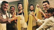 Hands on Deluxe Traditional 4-course dinner with fresh pasta 