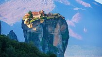 Meteora Day Trip with Multilingual Audioguide & Lunch
