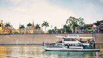 Dinner Cruise 1h45 on the Mekong including 4 courses 