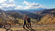 Cycling in Transylvania: Vulcan, Holbav, Cristian. 