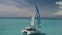 Private Luxury Catamaran to Isla Mujeres