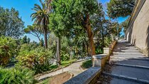 Sad Souls of Villa Borghese: Self-Guided Mystery Walk in Rome