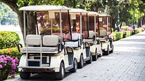 Krakow Sightseeing in electric vehicle