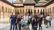 Alhambra Day Trip with Optional Nasrid Palaces from Malaga 