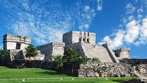 Private Half Day Tour to Tulum Temples and Downtown Shopping