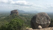 Sri Lanka Car With Driver Private Tour for Two Person for 8 Days.