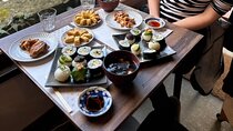 Private Home Cooking in Yanaka – Local Flavors in a Warm Setting