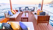 Cabo Private Catamaran, Chill Experience with Sup and float mat