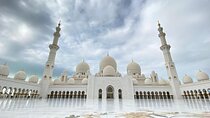 Grand Mosque & Presidential Palace Private Tour From Dubai