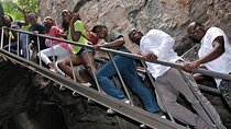 Caves and Cruise Tour in Ghana