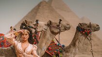 Private tour to the Pyramids of Giza & khan el Khalili Market
