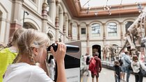 Kid-friendly London Natural History Museum Private Guided Tour 