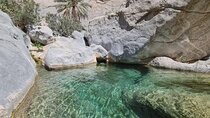 Private Fanja Souq - Fanja Old Village - Wadi Qari Tour