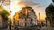 CDG Transfers and Private Tour of Marais & Montmartre 