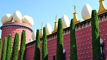 Full Day in Girona and Figueres from Barcelona
