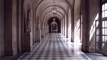 Paris Small Group Tour with Beauvais Transfers
