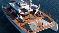 Comfort Max Catamaran Caldera Cruise with BBQ and Drinks
