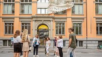 Tour of the old town with a visit to the Textile Museum