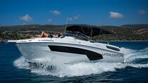 4 hour Luxury Private Charter on a Karnic SL800