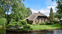 Private Tour of Giethoorn (Dutch Venice) & Batavia Land 