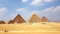 Full-Day Private Tour in Pyramids, Sphinx and Egyptian Museum