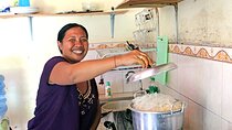 Gianyar Market Visit & Cooking Class in Ubud with Kadek & Putu