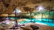Historical Private Tour to Tulum with Visit to Cenote