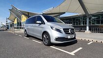 London Heathrow Airport(LHR) to Nottinghamshire Luxury Transfers