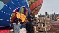 Hot air balloon ride in Teotihuacan with private transportation 