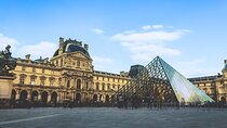 Private Transfer From Paris To Bayeux With a 2 Hour Stop in Caen
