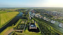 Private bike tour: Hidden gems around Amsterdam and surroundings