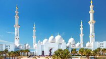 From Dubai: Sheikh Zayed Mosque Tour & Ferrari World with Ticket