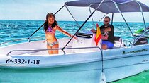 Valencia Boat without license and entrance to Beach Club Piscina