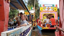 Trajinera Experience with Mexican Menu Included