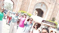 Guided Morning E-Rickshaw Ride with Food Tasting at Jaipur