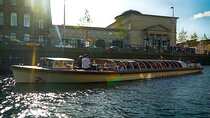 Copenhagen Classic Canal Tour & The Harbour 