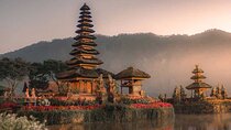 Bali Temple Tour : Taman Ayun – Ulun Danu – Sunset at Tanah Lot
