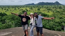 Full Day Nature Tour to Volta Regio Aburi Gardens and Cedi Beads