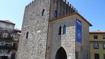 Porto Self Guided Walking Tour and Scavenger Hunt