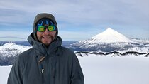 Ascent of the Quetrupillán Volcano