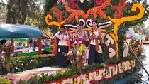 Private Tour: Xochimilco, Coyoacan and Frida Kahlo Museum.