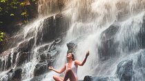 Ubud Day Tour : Waterfall, Temple and Local Night Market Tour