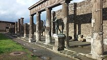 Visit Pompeii from Positano with Pizza Lunch